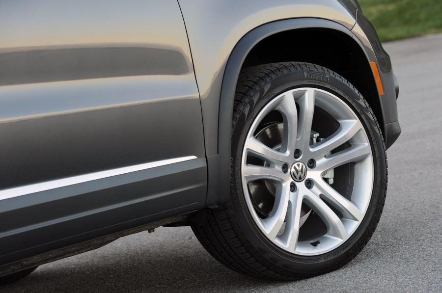  Volkswagen Tiguan 2011 года  (фото 89 из 146)